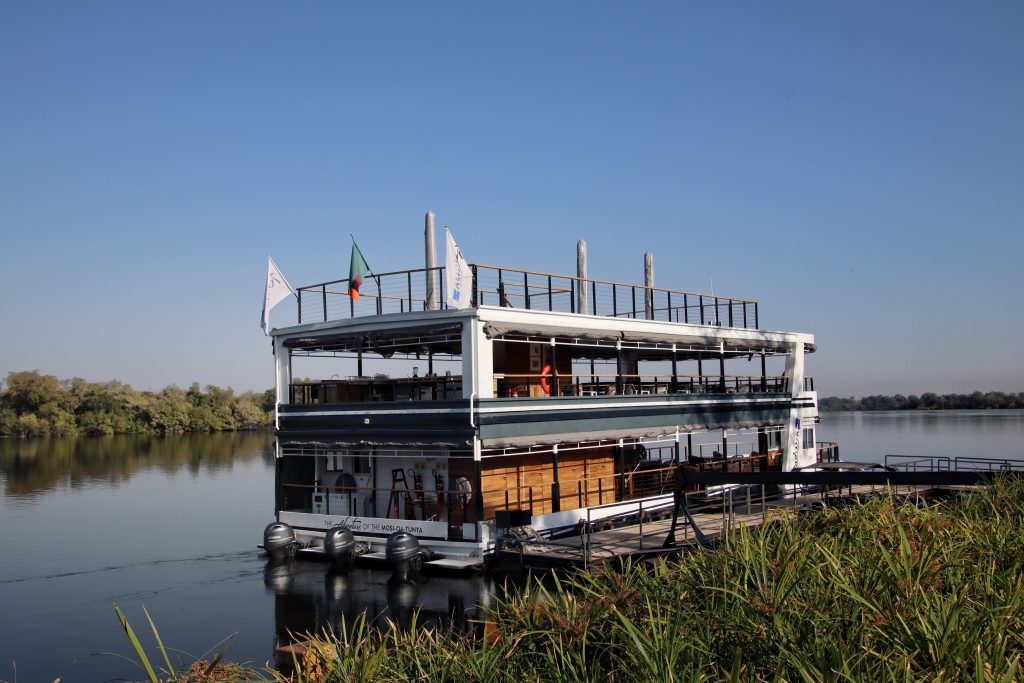 Radisson Blu Mosi-oa-Tunya Livingstone Resort Zambezi River Cruise